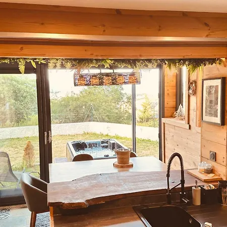 Sansa 4* Jacuzzi Maison Pyreneenne Apartmán